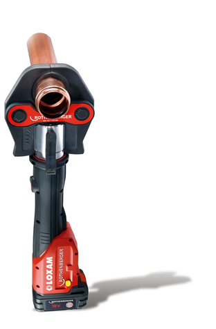 Sertisseuse plomberie sur batterie