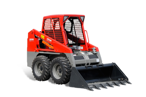 Chargeur compact sur pneus 1,40 m - 300 L